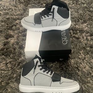 Men’s Sneakers